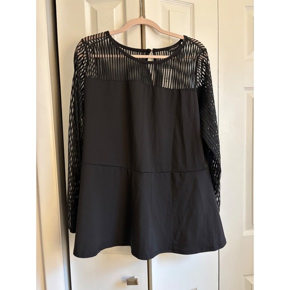 Ashley Stewart Black Puff-Sleeve Peplum Blouse – Size 18/20 – NWT MSRP $40 - Picture 2 of 6